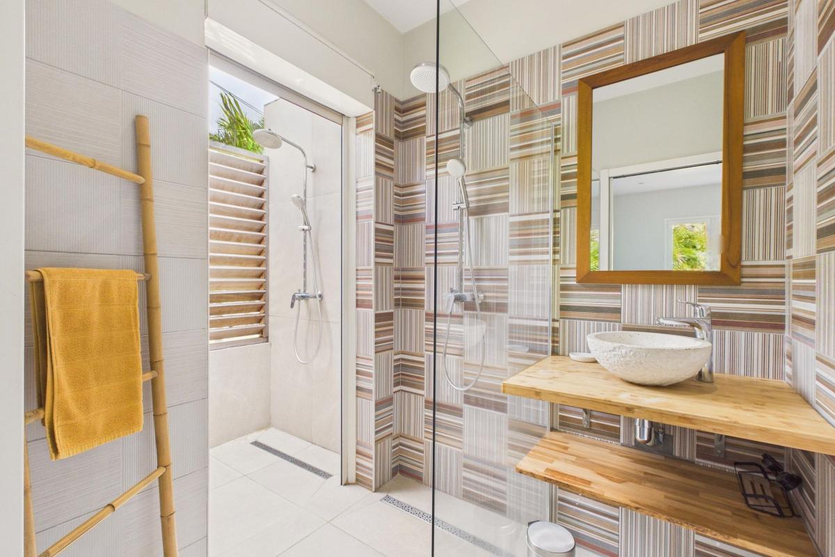 Location villa piscine 3 chambres diamant - chr 2 salle de douche